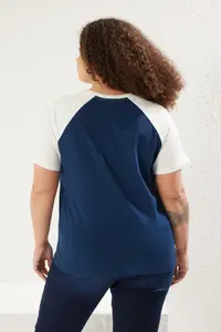 Trendyol Curve Mavi Color Bloklu Printed 100% Cotton Knitting Plus Size T-Shirt - Image 5