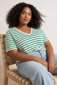 Trendyol Curve White-Green Striped V -Yaka Knitting T-Shirt - Image 2