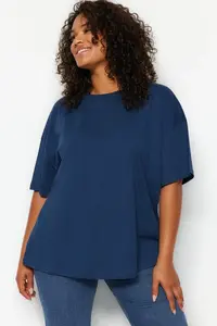 Trendyol Curve Navy Blue Collar Ribbed Wide Pattern 100% Cotton Basic Knitting T-Shirt - Image 2