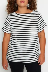 Trendyol Curve Black-White Striped Boat Neck Knitting T-Shirt - Image 4