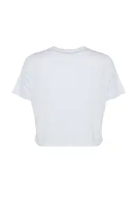 Trendyol Curve White Regular Crew Neck Stitching Detailed 100% Cotton Knitting Crop Plus Size T-Shirt - Image 7