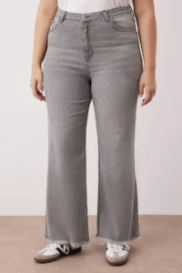 Trendyol Curve Gray High Waist Dirty End Detailed Wide Leg comfort Plus Size Wide Leg jeans - Image 3