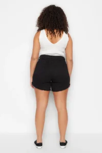 Trendyol Curve Black Tasseled Flexible skinny Fit Plus Size Denim Shorts & Bermuda - Image 10