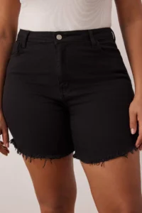 Trendyol Curve Black Tasseled Flexible skinny Fit Plus Size Denim Shorts & Bermuda - Image 3