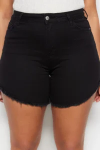 Trendyol Curve Black Tasseled Flexible skinny Fit Plus Size Denim Shorts & Bermuda - Image 8