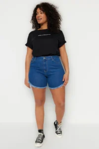 Trendyol Curve Dark Blue Tasseled Flexible skinny Fit Plus Size Denim Shorts & Bermuda - Image 3