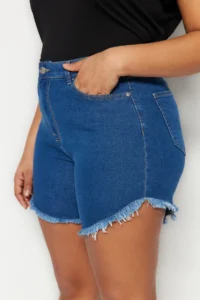 Trendyol Curve Dark Blue Tasseled Flexible skinny Fit Plus Size Denim Shorts & Bermuda - Image 4