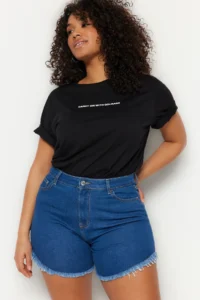 Trendyol Curve Dark Blue Tasseled Flexible skinny Fit Plus Size Denim Shorts & Bermuda - Image 5