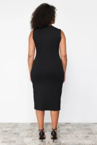 Trendyol Curve Black Slit Detailed Midi Knitting Plus Size Dress - Image 6