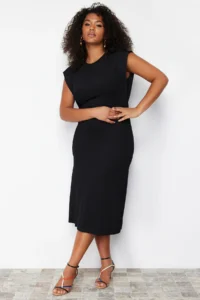 Trendyol Curve Black Crew Neck Midi Size Knitting Plus Size Dress - Image 4