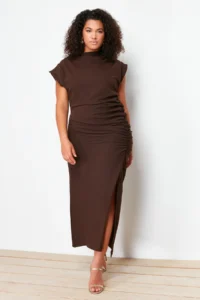 Trendyol Curve Brown Ruffle Detailed Midi Knitting Dress - Image 2