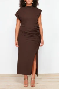 Trendyol Curve Brown Ruffle Detailed Midi Knitting Dress - Image 4