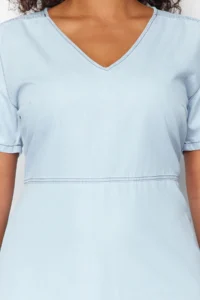 Trendyol Curve Light Blue V-neck Tencel Mini denim Dress - Image 4