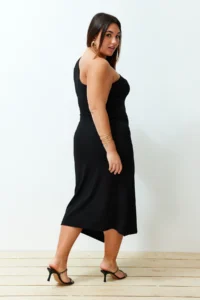 Trendyol Curve Black One Shoulder Asymmetric Knitting Dress - Image 5