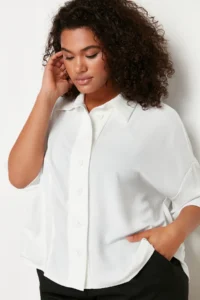 Trendyol Curve White Oversized Wide Pattern Poor Sleeve Weaving Shirt - Image 3