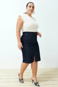 Trendyol Curve Dark Blue slit Mini Size comfort/Middle Flexible Plus Size denim Pencil Skirt - Image 3