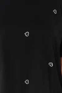 Trendyol Curve Black Heart Accessory Detailed Oversized/Bol Cut 100% Cotton Knitting T-Shirt - Image 4