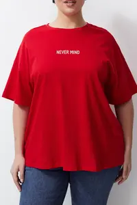 Trendyol Curve Red Slogan Printed Oversized 100% Cotton Knitting Plus Size T-Shirt - Image 5
