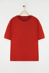 Trendyol Curve Brick Red 100% Cotton Back Printed Oversized Cut Crew Neck Knitting T-Shirt - Image 2