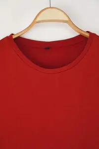 Trendyol Curve Brick Red 100% Cotton Back Printed Oversized Cut Crew Neck Knitting T-Shirt - Image 5