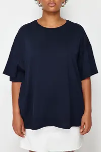 Trendyol Curve Navy Blue 100% Cotton Back Printed Oversized Cut Crew Neck Knitting T-Shirt - Image 4