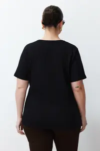 Trendyol Curve Black Oversized animals Printed Pocket detailed 100% Cotton Knitting Plus Size T-Shirt - Image 6