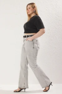 Trendyol Curve Gray High Waist comfort Stitching Detailed Comofrt/Middle Flexible flared leg Flare Fit jeans