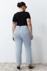 Trendyol Curve Mavi High Waist Straight Fit jeans - Image 5