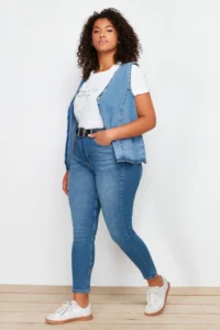Trendyol Curve Dark Blue Super High Waist Flexible/Stretch Plus Size skinny jeans - Image 2