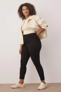 Trendyol Curve Black Leggings Look Extra Flexible Plus Size skinny jeans - Image 2