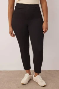 Trendyol Curve Black Leggings Look Extra Flexible Plus Size skinny jeans - Image 3