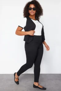 Trendyol Curve Black Leggings Look Extra Flexible Plus Size skinny jeans - Image 6