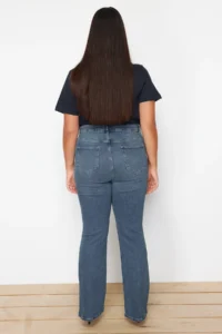 Trendyol Curve Mavi High Waist comfort/Middle Flexible flared leg Flare Fit Jeans - Image 6