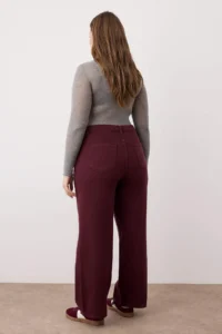 Trendyol Curve Burgundy High Waist Wide Leg Plus Size Wide Leg jeans - Image 4