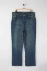 Trendyol Curve Mavi High Waist comfort/Middle Flexible Straight Fit denim plus size jeans - Image 5