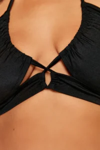 Trendyol Curve Black Boyundan Binding Detailed Plus Size Bikini Top - Image 5