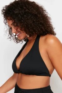 Trendyol Curve Black Deep V Boyundan Binding Detailed Bikini Top - Image 2