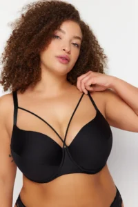 Trendyol Curve Black Piping Detailed Fixed Covered T-Shirt Bra Plus Size Bra - Image 5