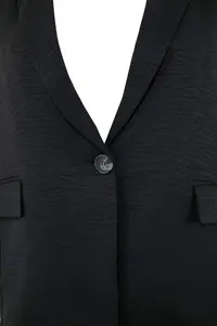 Trendyol Curve Black linen look Puantiye Lined Weaving Plus Size Jacket - Image 5