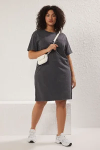 Trendyol Curve Anthracite Crew Neck Washable Knitting Plus Size T-Shirt Dress