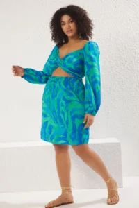 Trendyol Curve Mavi-Multicolored Cut Out Detailed Balloon Sleeve Voile beachwear Plus Size Dress - Image 2