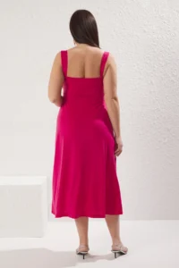 Trendyol Curve Fuchsia Heart Yaka Midi Size Knitting Plus Size Dress - Image 4