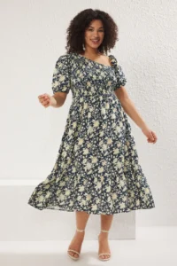 Trendyol Curve Emerald Green Floral Gipelli Asymmetric Collar Balloon Sleeve Weaving Plus Size Dress - Image 2