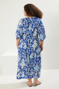 Trendyol Curve Mavi Ethnic Patterned Viscose Flounced beachwear Plus Size Dress - Image 5
