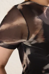 Trendyol Curve Multicolored animals Patterned Tulle Lined Knitting Plus Size Dress - Image 4