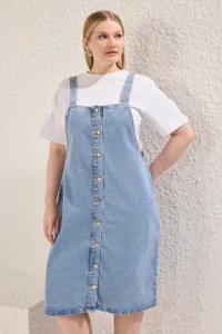 Trendyol Curve Mavi Front buttoned Sleeveless 100% Cotton Non-Stretch denim Plus Size Dress - Image 2
