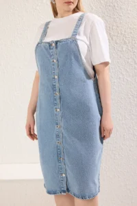 Trendyol Curve Mavi Front buttoned Sleeveless 100% Cotton Non-Stretch denim Plus Size Dress - Image 3
