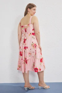Trendyol Curve Pink Floral Sleeveless Midi Summer Weaving Plus Size Dress - Image 4