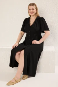 Trendyol Curve Black Short Sleeve Lace Collared Buttoned Midi Weaving Plus Size Dress - Image 2