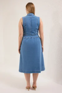 Trendyol Curve Light Blue Jacket Yaka A-line comfort/Middle Flexible denim Plus Size Dress - Image 4